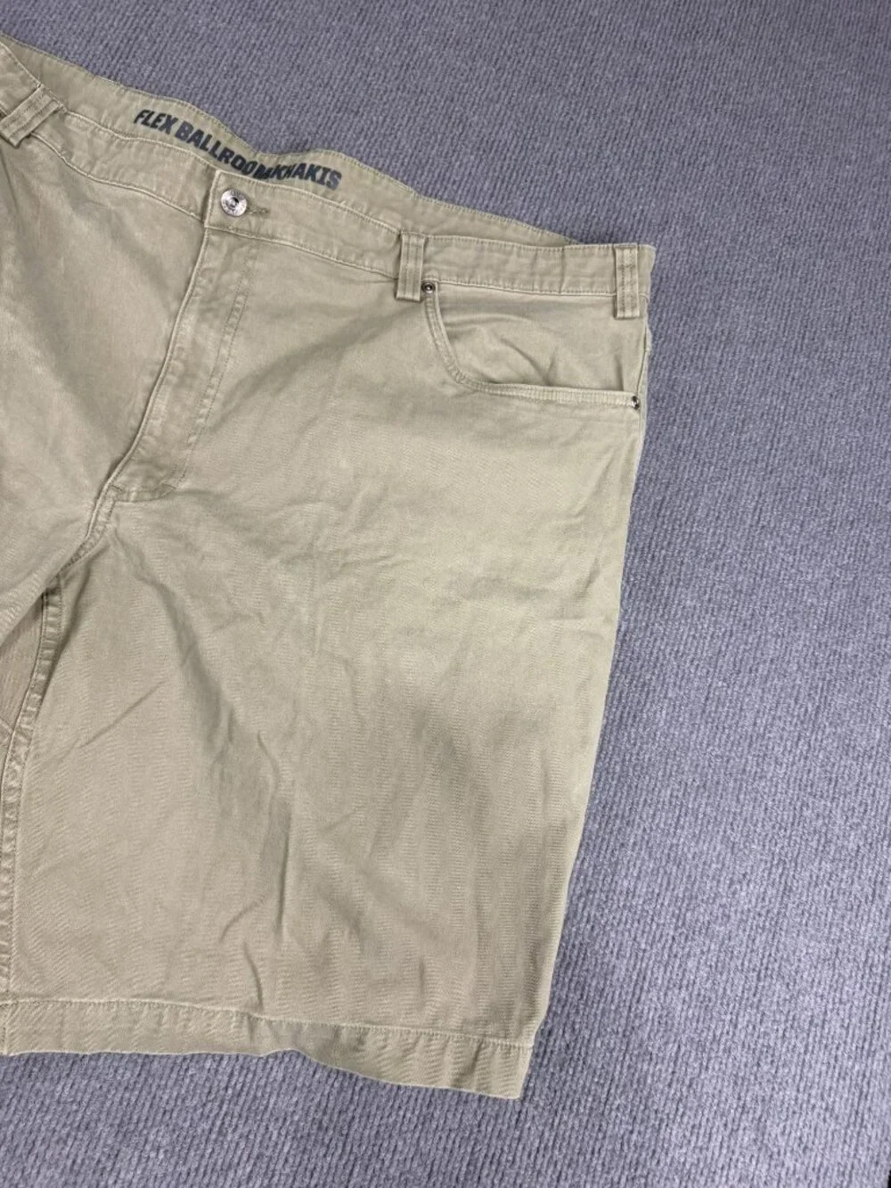 Duluth Trading Flex Ballroom Khaki Shorts Mens Size 48 Beige